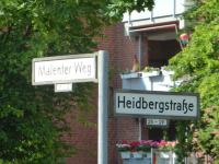 Straßenschilder - Malenter Weg und Heidbergstraße