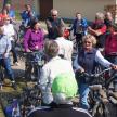 TeilnehmerInnen einer Radtour zum 150jährigen Bestehen der SPD