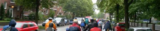 Die Sternfahrt 2011 Höhe Erdkampsweg (Foto: Infoarchiv)